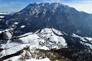 45 Dalla croce del Monte Castello vista su Valpiana